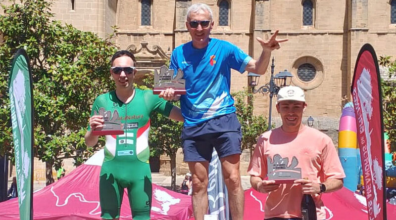 Alejandro Olivares y Cynthia Serrano, vencedores de la XI Carrera Los Meandros de Briones