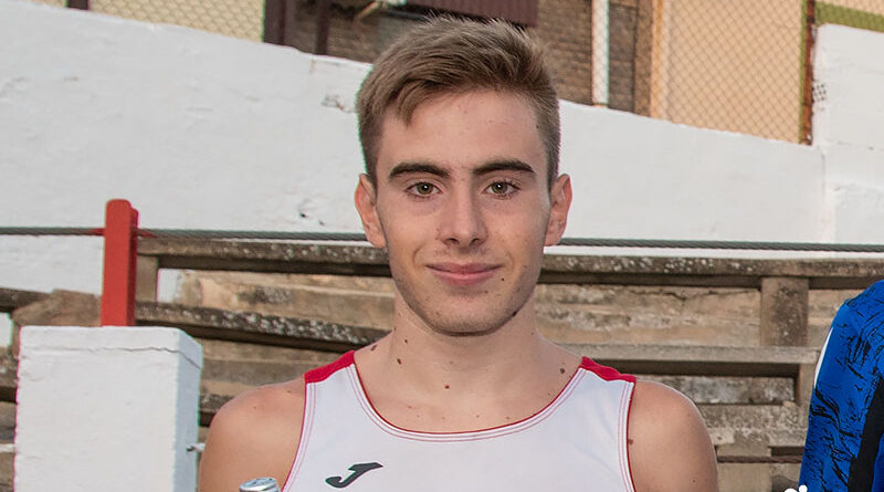 Mikel Abad, único representante de la Universidad de La Rioja en el Campeonato de España Universitario de atletismo