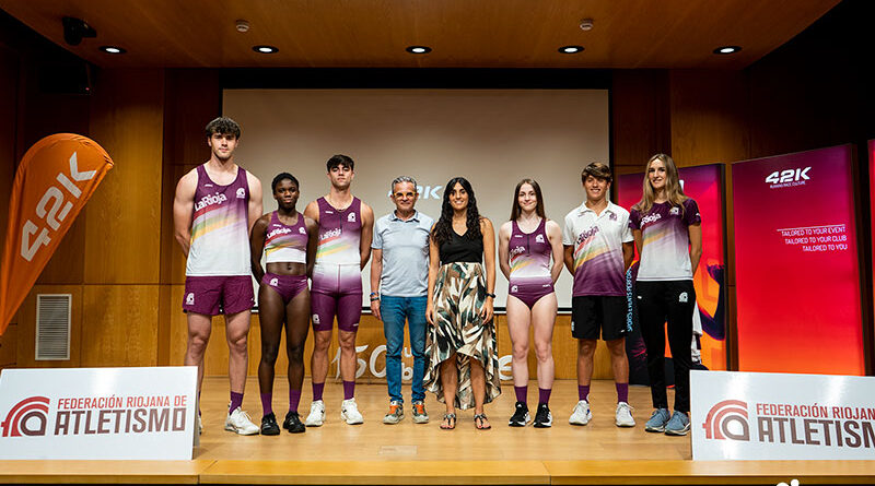 La Federación Riojana de Atletismo presenta su nueva equipación, previa al Campeonato de Federaciones Autonómicas